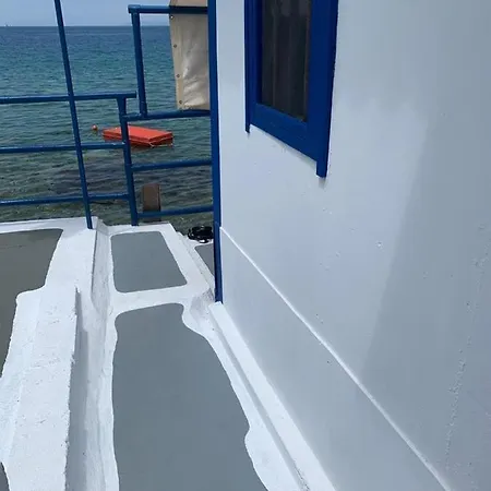 Semesterbostad House Stavros *